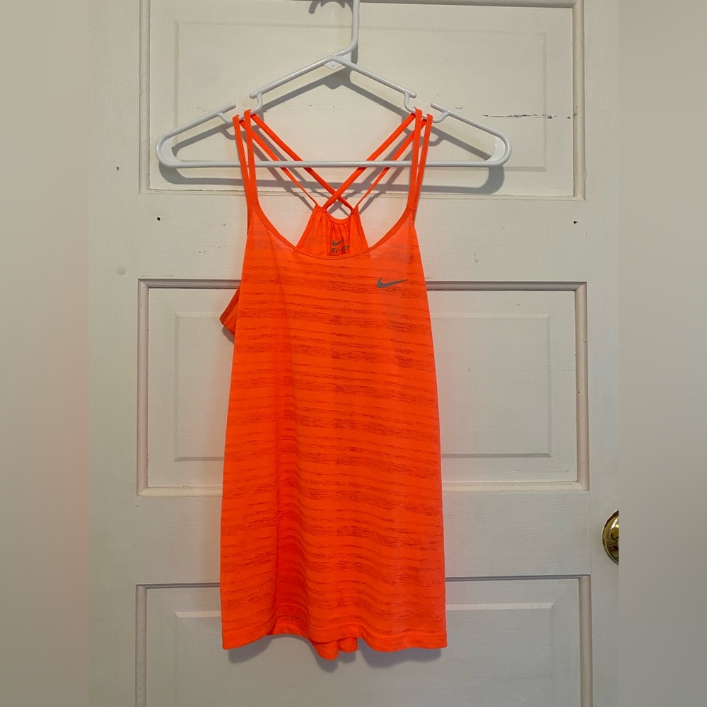 Nike tank